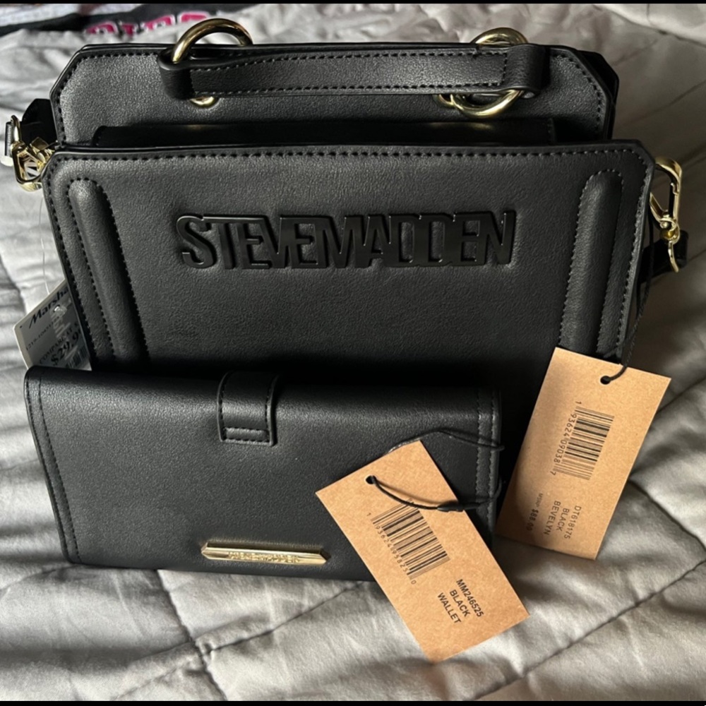 *SOLD* Steve Madden Black Bevelyn Bag with Steve Madden Wallet